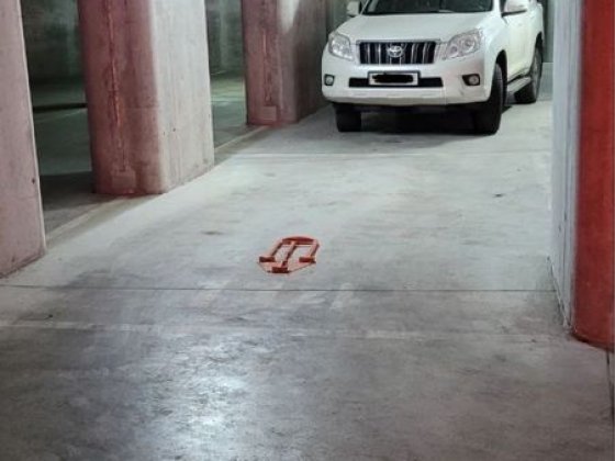 Продаж паркомісця  ЖК Кардінал 17,4 м, м.Палац Україна Київ