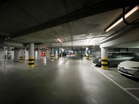 Продаж сімейного паркомісця ЖК Новопечерські липки Київ