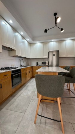 Оренда 2 кім квартири новобудова Богдана Хмельницького - фото 1