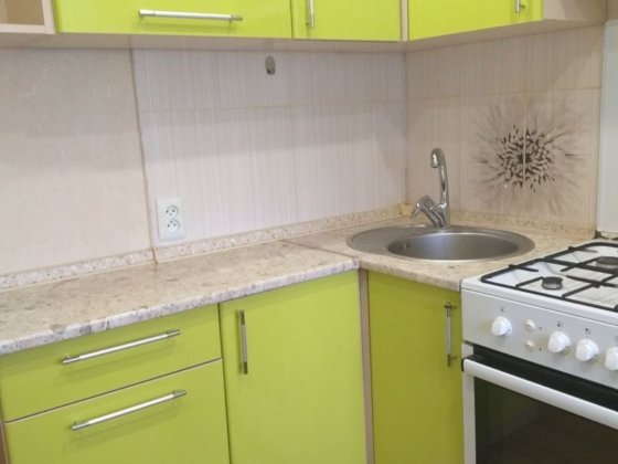 1 квартира м малышева, заводская , ул. Плехановская 119