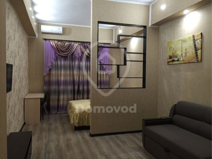 Сдам 1К-Студию, Центр, Дарвина 20, м. Арх. Бекетова 7мин. шагом. - фото 1