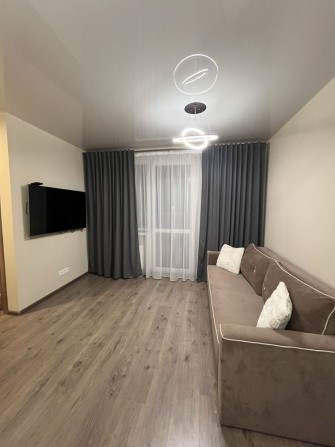 Сдам 1К квартиру в ЖК Птичка - фото 1