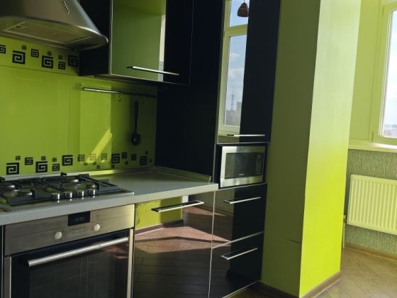 Сдам 2х комн квартиру м Площадь восстания Харьков