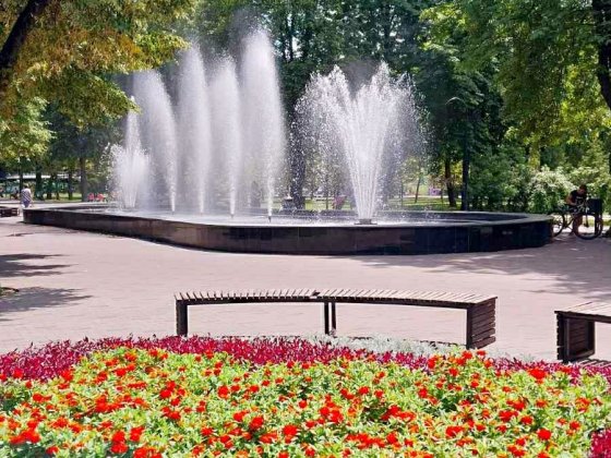 Сдам 2 комнатную квартиру возле метро Дворец спорта . Харків