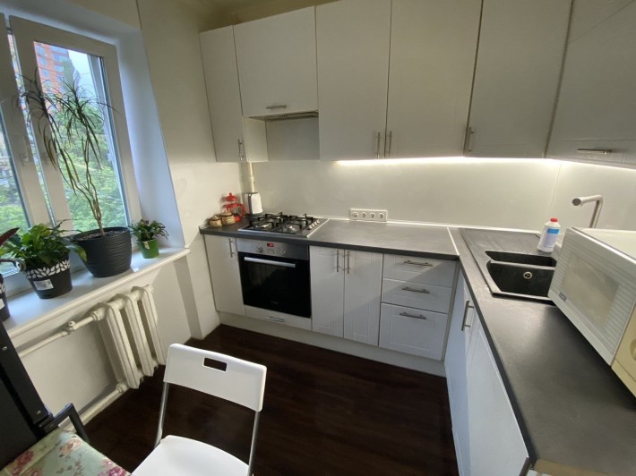 Сдам 2х комнатную квартиру Артура Савельева/ Черняховского - фото 1