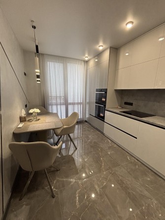 Сдам 2 комн  ЖК Приморские сады - фото 1