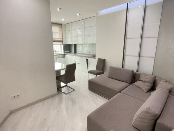 Довгострокова  оренда  2 квартири Таірова Кадор 5 Одесса