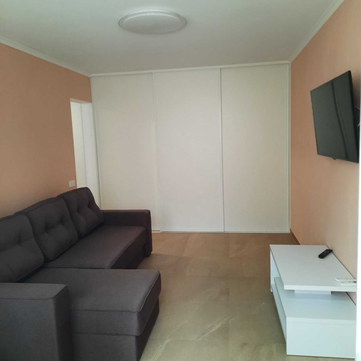 Сдам квартиру недалеко от м. Героев Труда - фото 1