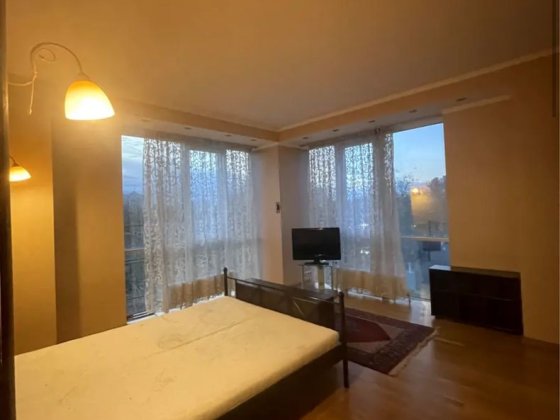 Аренда 1-комнатной квартиры возле ПАРКА ПОБЕДЫ Одеса