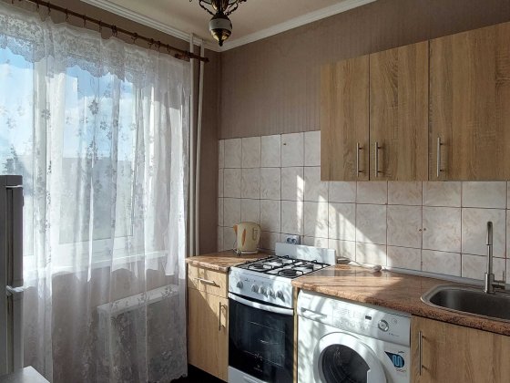 Сдам 1к.из.кв метро Победы , Алексеевка  проспект Победы 75б Харьков