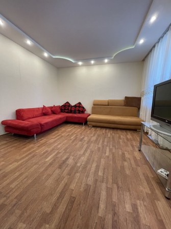 Сдаю двухкомнатную квартиру  Пироговская / Французкий бульвар - фото 1