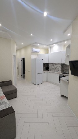 Аренда евродвушки французский бульвар ЖК Париж 9 этаж - фото 1