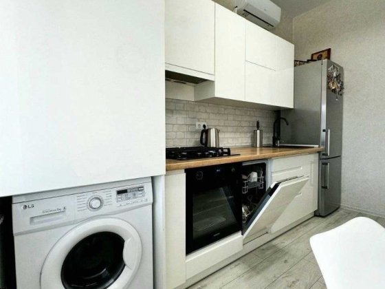 Здається 1-кімнатна квартира на вулиці Щаслива 55 Софіївська Борщагівка