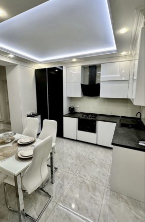 Оренда 2к квартири з дизайнерським ремонтом Софіївська Борщагівка - фото 1