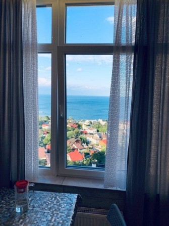 Красивая студия с отдельной спальней ивидом на море в Аркадии.Гардероб - фото 1