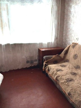 Сдаю 1 комн. квартиру на С.Салтовке.Метро -10 мин. - фото 1