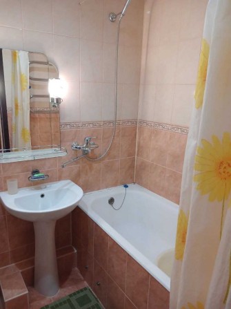 Реальная Сдам 2к квартуру м. Победа Ремонт Полная Комплектация - фото 1