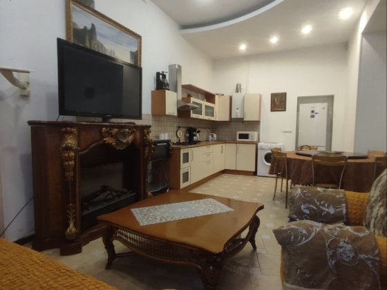 Срочно 4-кімнатна квартира в ЦЕНТРІ по вул. Дерибасівська, 9 Одесса