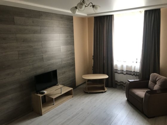 Костанди , Вернисаж . Качественный ремонт.Сигнализация.Паркинг в доме Одесса