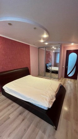 Сдам 2х комн квартиру м.Дворец Спорта Новые дома - фото 1