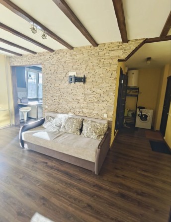 Реальная 1-ка на Алексеевке, метро 1 минута, Людвига Свободы 31 - фото 1