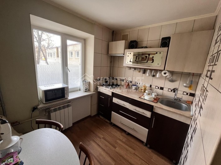 Оренда 3-кім кв на ХТЗ (ст.м.Масельського) 1 поверх - фото 1