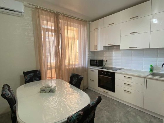 Сдам 2 комн.квартиру в Кадорре на Сахарова Одесса