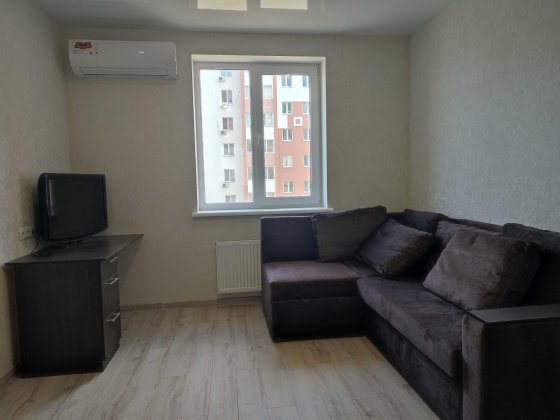 Аренда 1 ком.кв./ новострой ЖК Птичка / метро 'Ак.Павлова' Харків