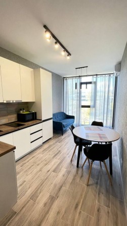 Сдам 2 ком. квартиру, ЖК "Коста Фонтана", Фонтанская дор. 77А. Терраса - фото 1