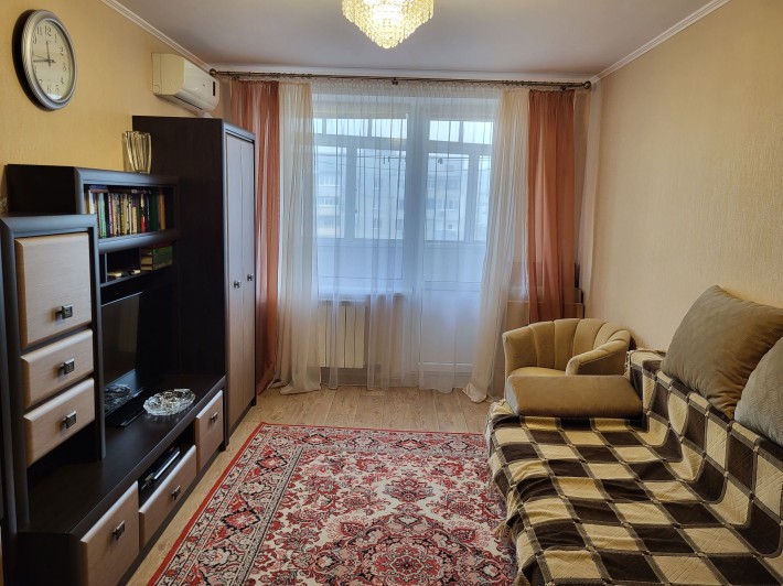 Сдам 2 комн.кв. м. Хол. Гора 1 мин. - фото 1