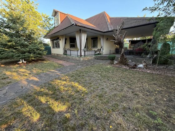 Сдаётся шикарный дом в районе левого берега в СО Турбина   kubr Кам'янське