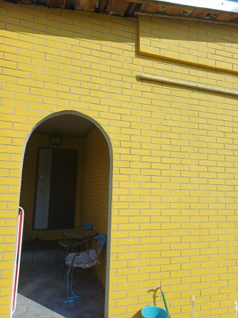 Здається на довготривалий термін половину будинку - фото 1