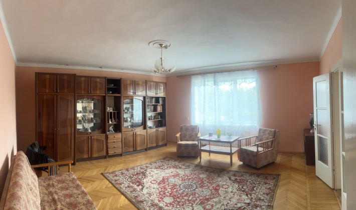 Здається будинок - фото 1