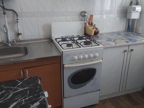 Будинок зі зручностями ( індивідуальне газове опалення)