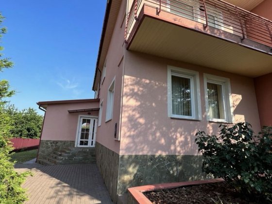 Оренда гарного приватного будинку в спокійному районі міста Хмельницкий