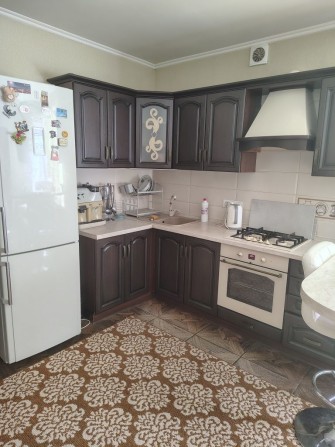 Здам пів будинку р-н 9 школа - фото 1