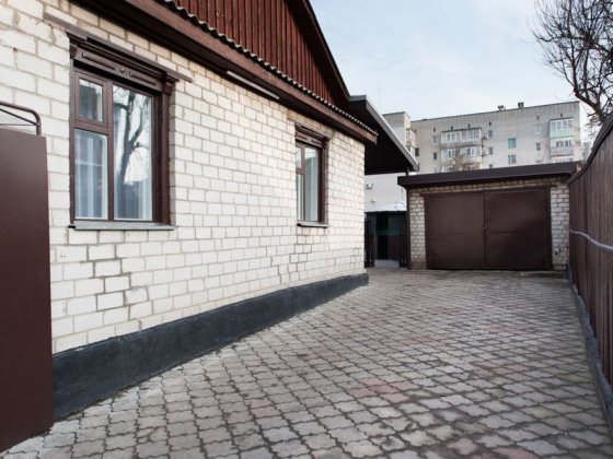 Довгострокова оренда будинка в  центрі міста 01.11