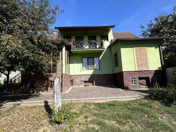 Здається затишний 3-кім будинок в оренду! Черновцы