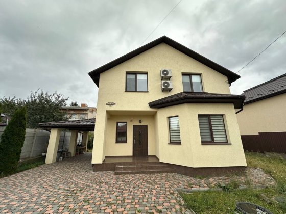 Здається Шикарний 4 кімнатний Будинок на Старому Місті. Винница