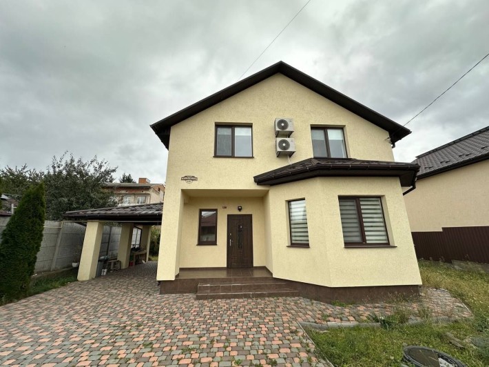 Здається Шикарний 4 кімнатний Будинок на Старому Місті. - фото 1