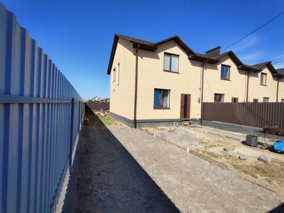 Оренда 4 кімнатний Таунхаус на Весняному. Винница