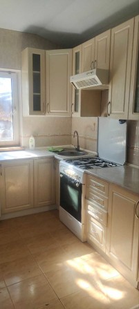 Здається будинок 100 кв.м. нормальний житловий стан. Все є для життя. - фото 1