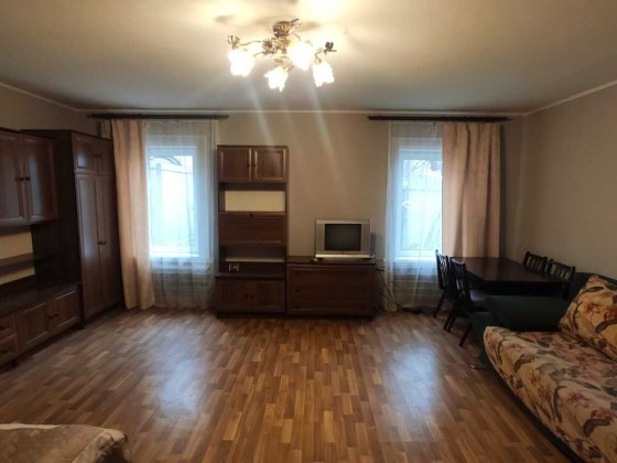 Сдается часть дома, ул. Никопольская 23, м. Голосеевская -10 мин. ! Київ