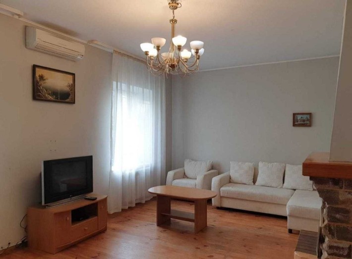 Оренда будинку 150м2 біля парку Нивки, метро Берестейська - фото 1