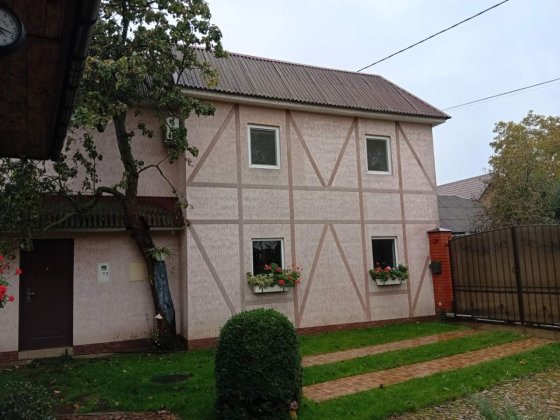 Здам двоповерховий будинок з гаражем Киев