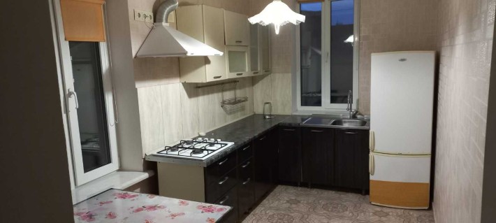 Здам частину будинку,центр - фото 1