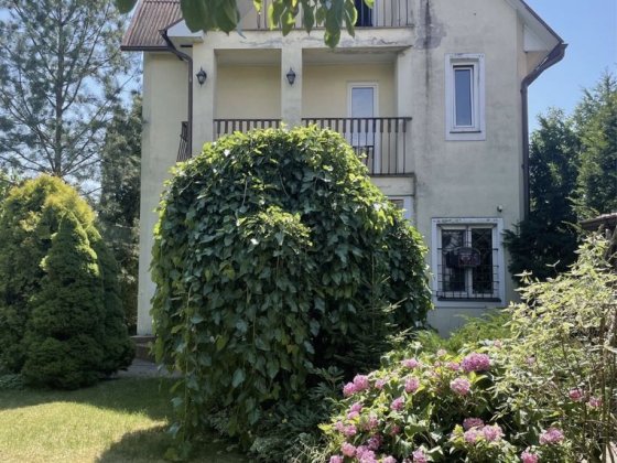 Оренда 3- х поверхового будинку/Русанівські Сади Киев