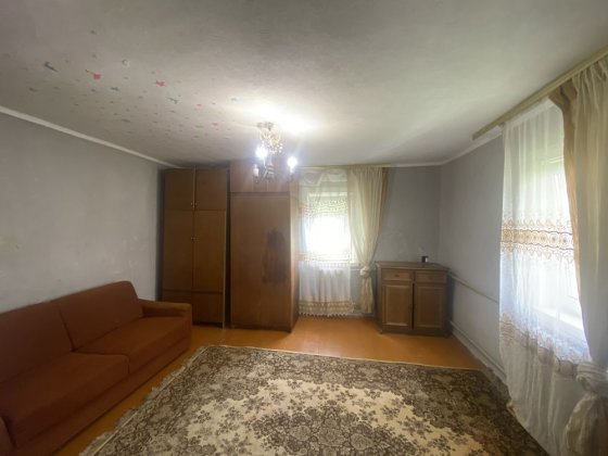 Частина будинку по вулиці Саєнко