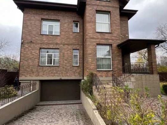 Аренда дома под офис. Берестейка 10 минут. Генератор. Без комисии Киев