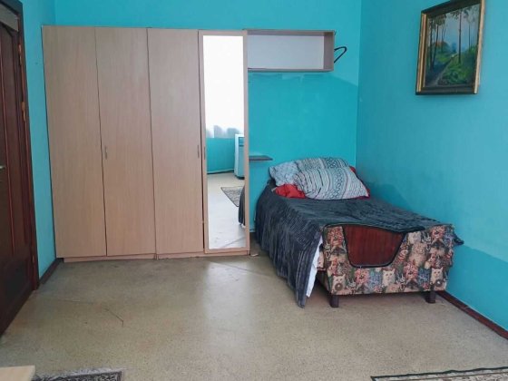 На 1-3 місяці 3-х кімнатний частину будинку для 4-6 чоловік р-н Крошня